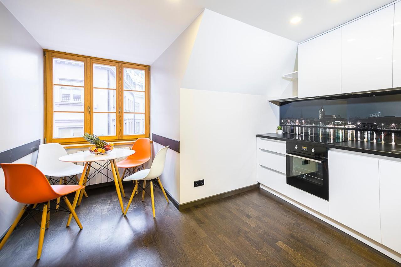 Winwinstay Apartments In Heart Of Old Town Рига Екстериор снимка