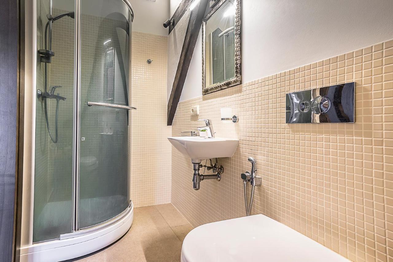 Winwinstay Apartments In Heart Of Old Town Рига Екстериор снимка