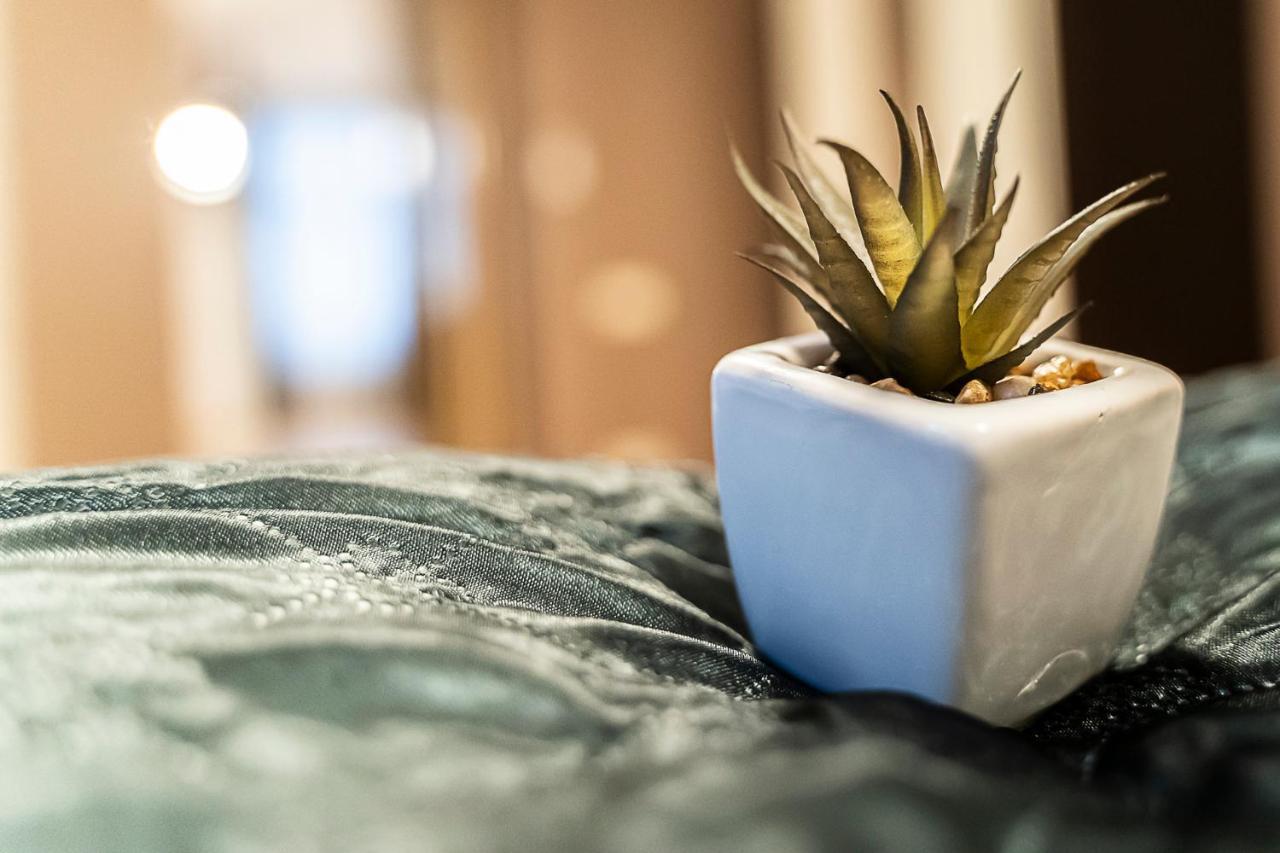 Winwinstay Apartments In Heart Of Old Town Рига Екстериор снимка